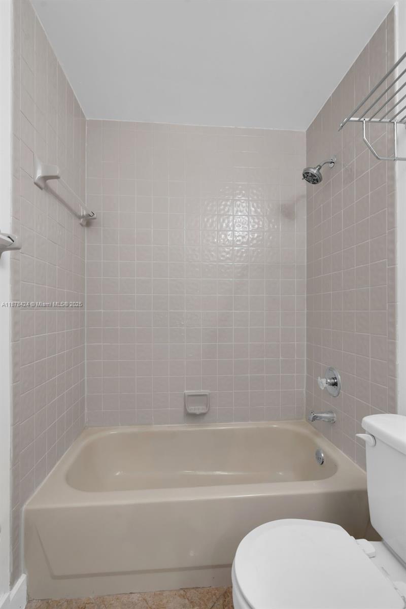 SAWGRASS PLANTATION - Residential Lease