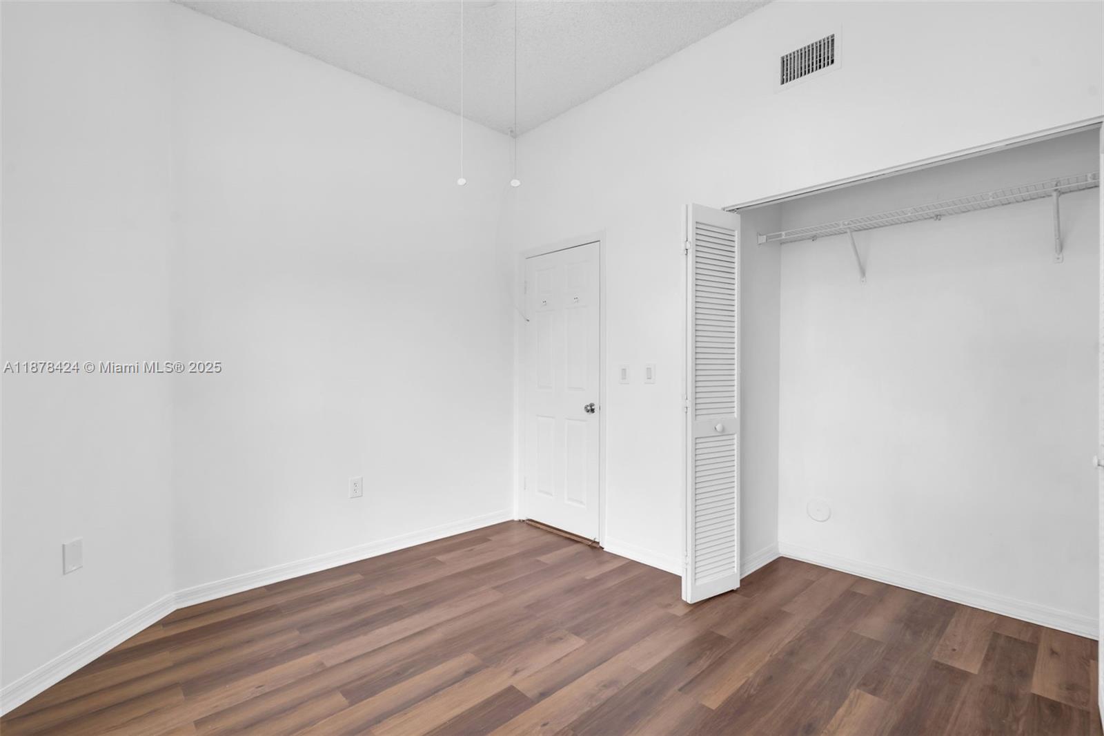 SAWGRASS PLANTATION - Residential Lease