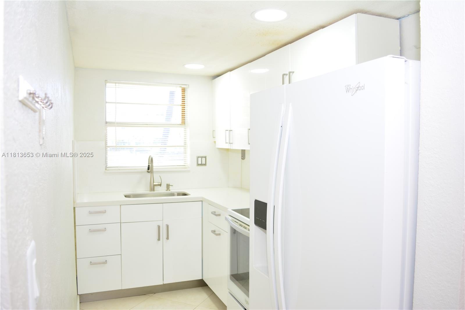 PLAZA APTS CONDO - Residential