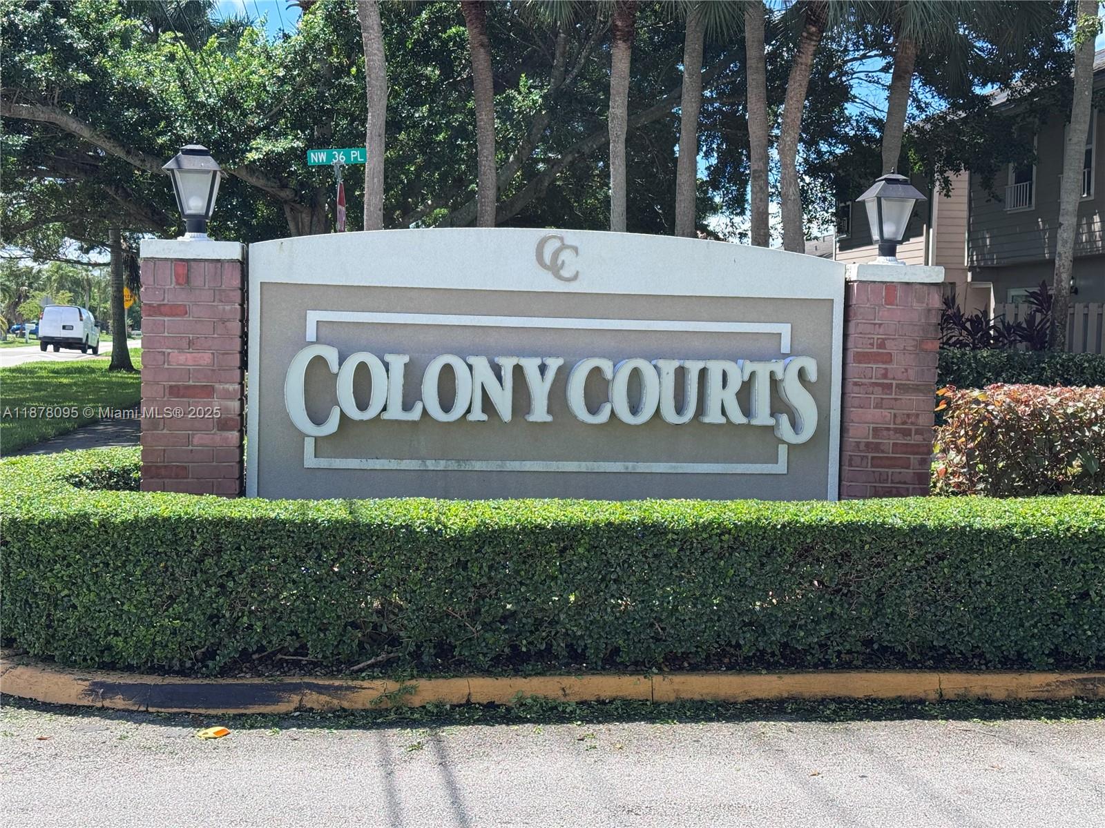 TWIN FOUNTAINS REPLAT - Residential