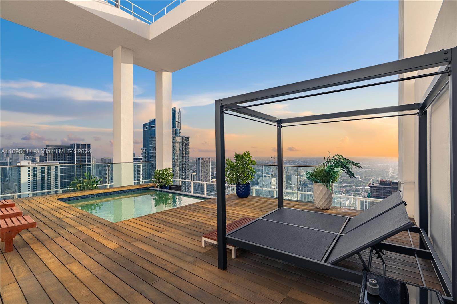 TEN MUSEUM PK RESIDENTIAL - Residential Lease