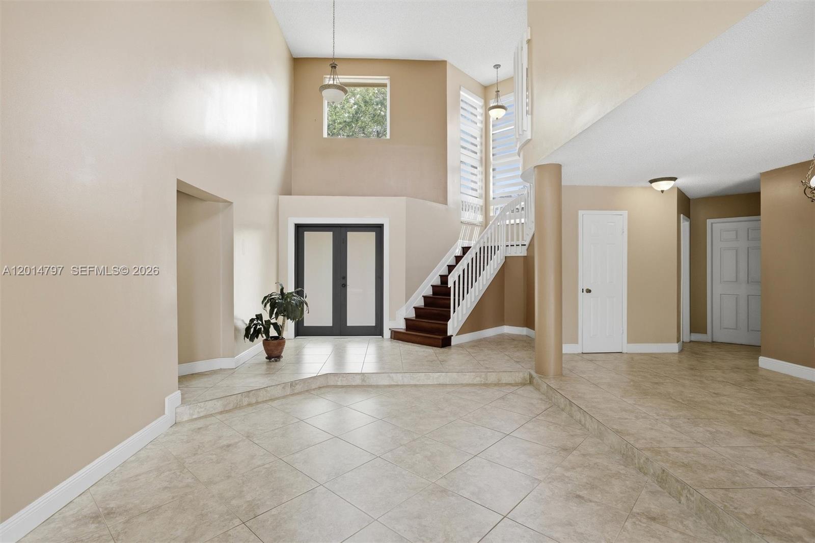 THE MANSIONS 1ST ADDN - Residential