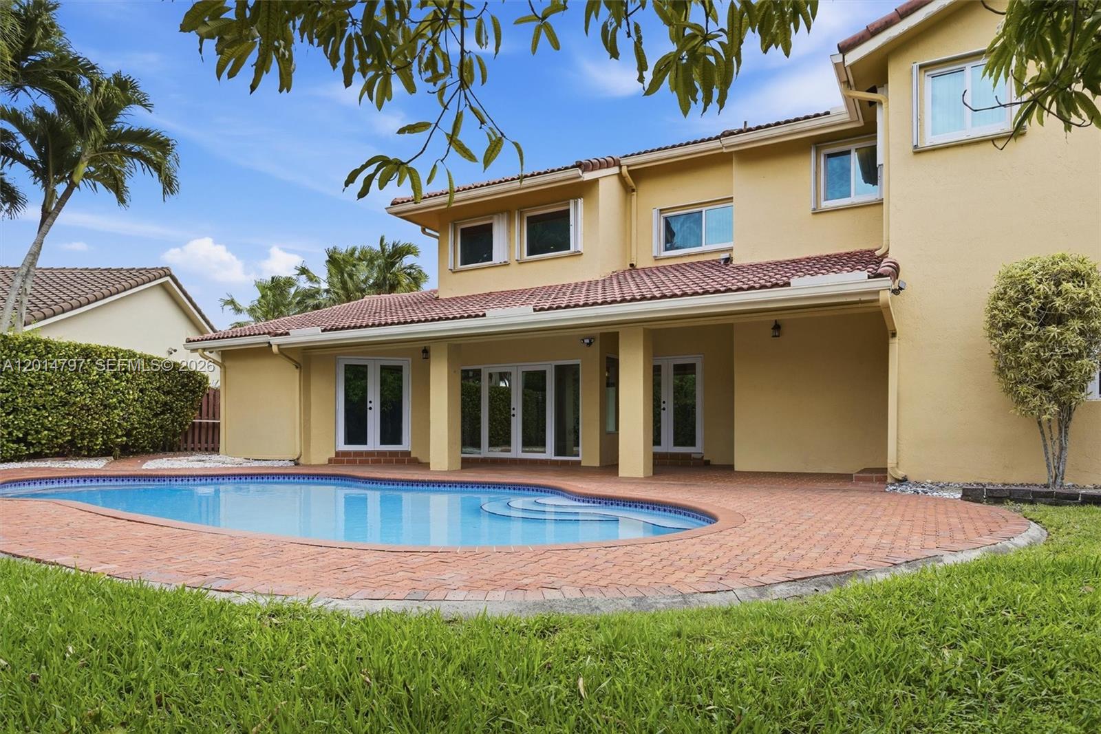 THE MANSIONS 1ST ADDN - Residential