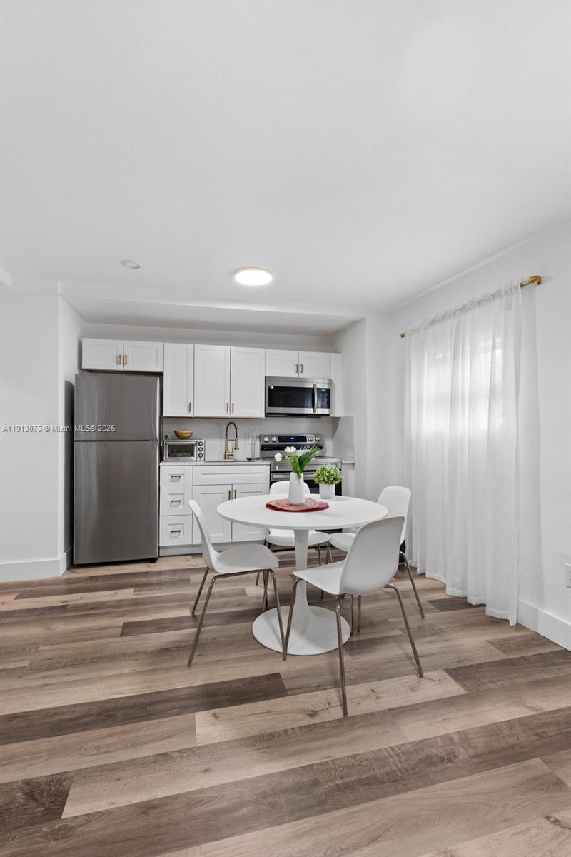 MAINARD MANOR - Residential