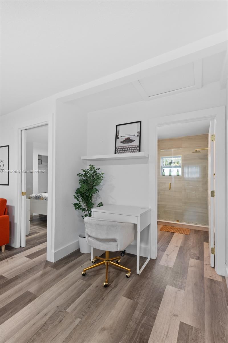 MAINARD MANOR - Residential