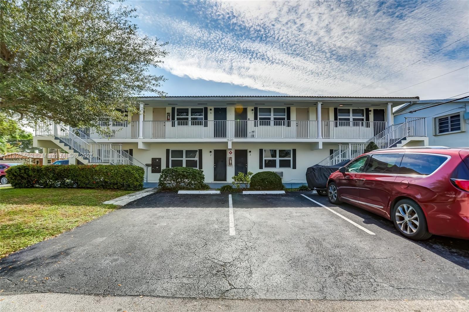 Welcome to your new home at 1520 NE 56th St, Fort Lauderdale, 33334! This delightful 1-bedroom, 1-bathroom apartment features modern amenities, including stainless steel appliances and granite countertops in the kitchen. Enjoy the stylish vinyl flooring throughout the entire apartment, complemented by high-impact windows for added security and natural light.
Stay comfortable with the convenience of split/wall AC, and rest easy with one assigned parking spot. The on-site washer and dryer add extra convenience to your daily routine. This pet-friendly community has no HOA, making it the perfect place for you and your furry friends.