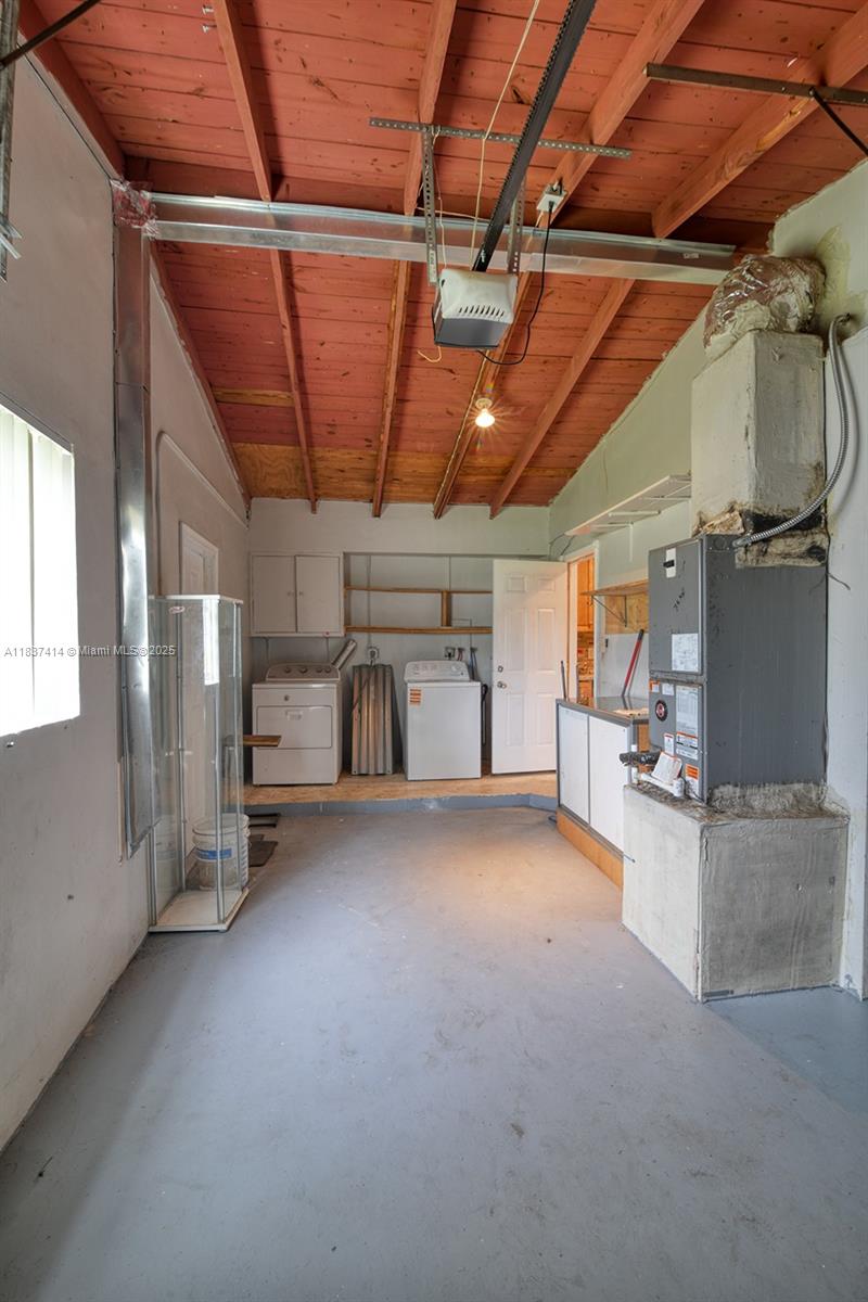 HOLIDAY VILLAGE SEC TWO - Residential