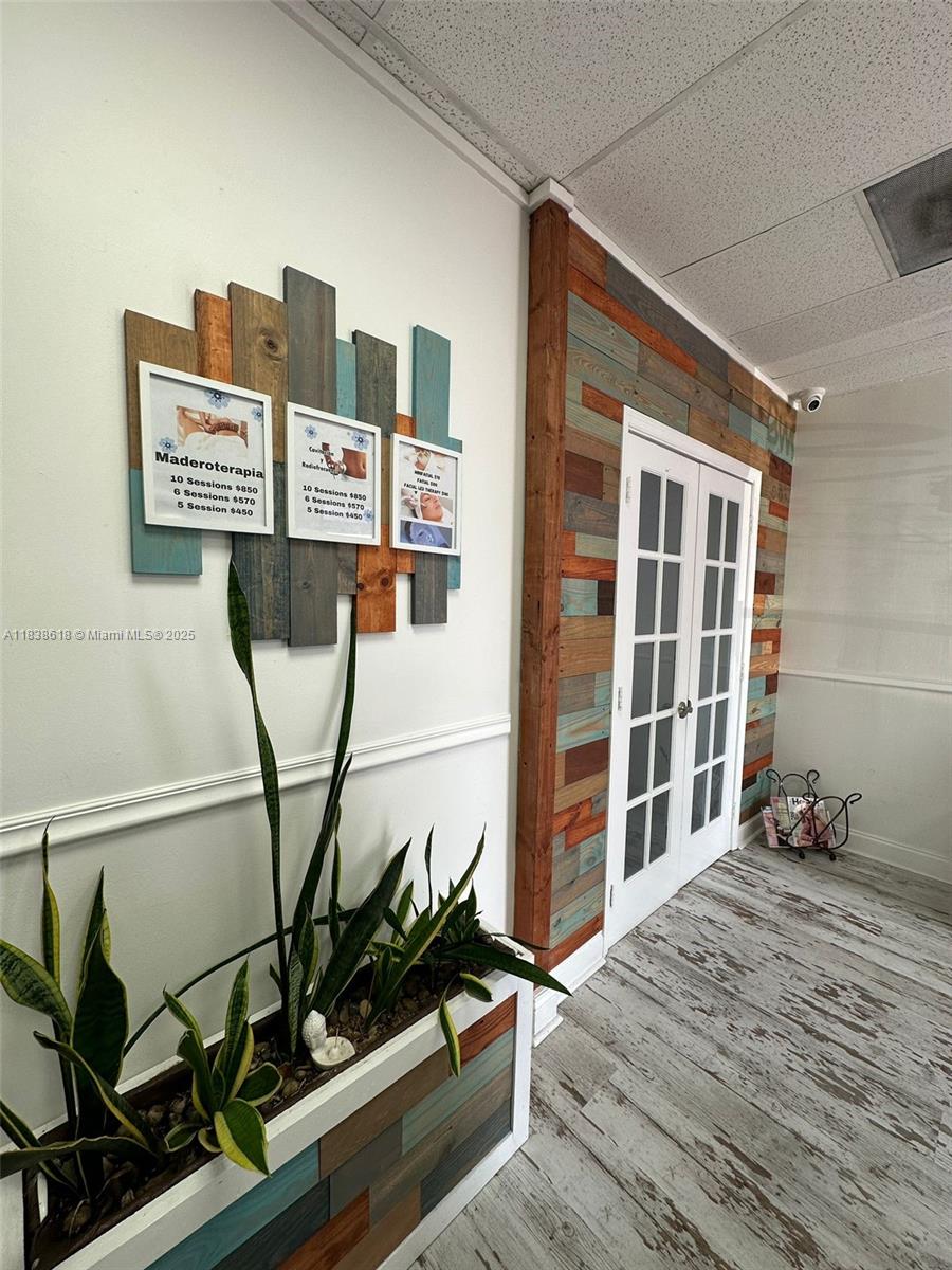 View photos, virtual tours, details... 2470 SW 137th Ave