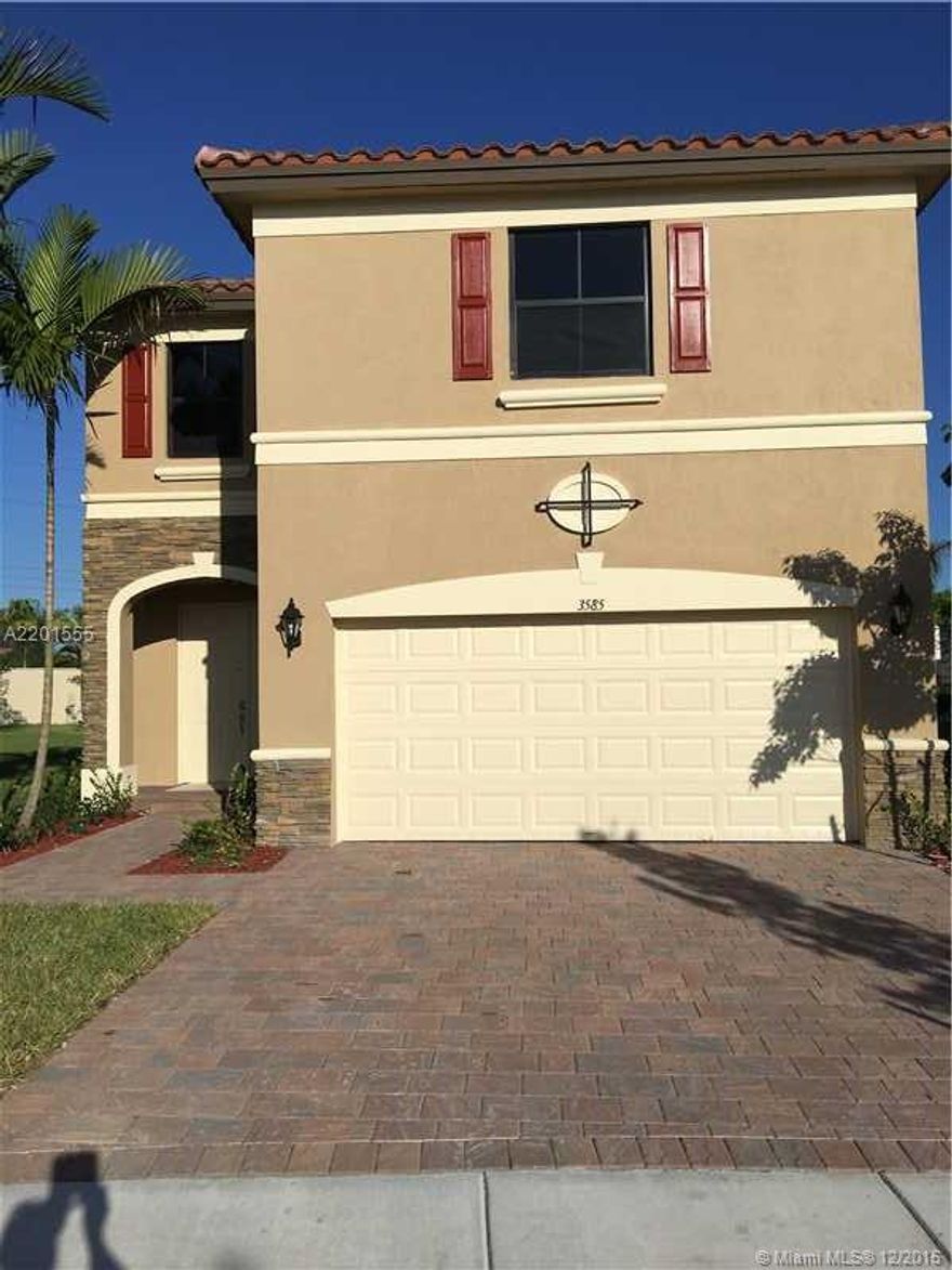 BEAUTIFUL STERLING MODEL AT ARAGON COMMUNITY, 4-BEDROOM 3-BATHS AND 1/2 BATH, 2 CAR GARAGE,THIS HOUSE IS BRAND NEW, NEVER OCCUPIED AND NOW RENTING FOR THE FIRST TIME!LIVING AND DINNING AREAS, BIG BEAUTIFUL KITCHEN WITH GRANITE COUNTERTOPS AND IT HAS GREAT  AMENITIES! THIS HOUSE HASE HUGE BACK YARD ( APPROX. 6,000 SQ.FT )