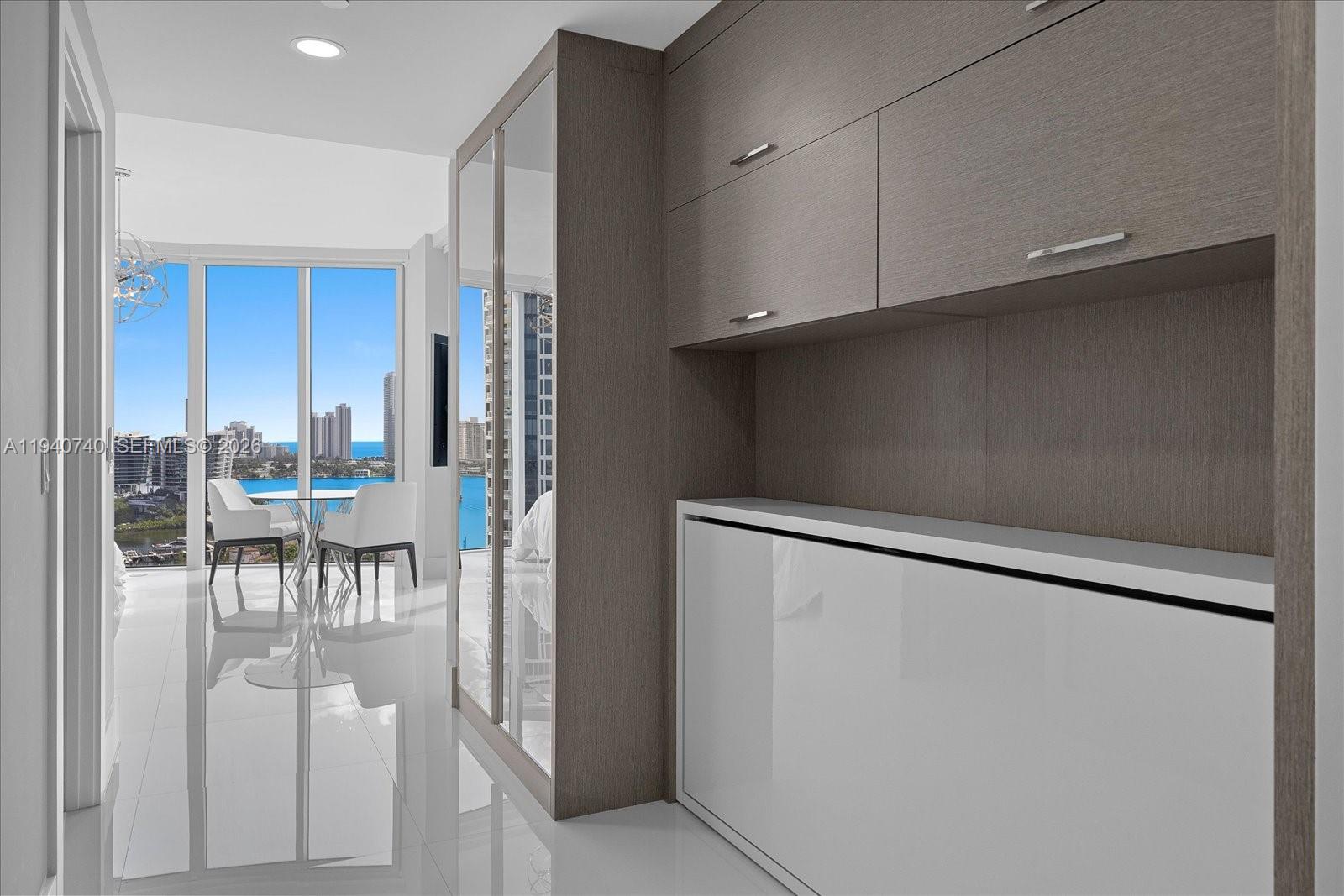 BELLINI AT WILLIAMS ISLAN - Residential