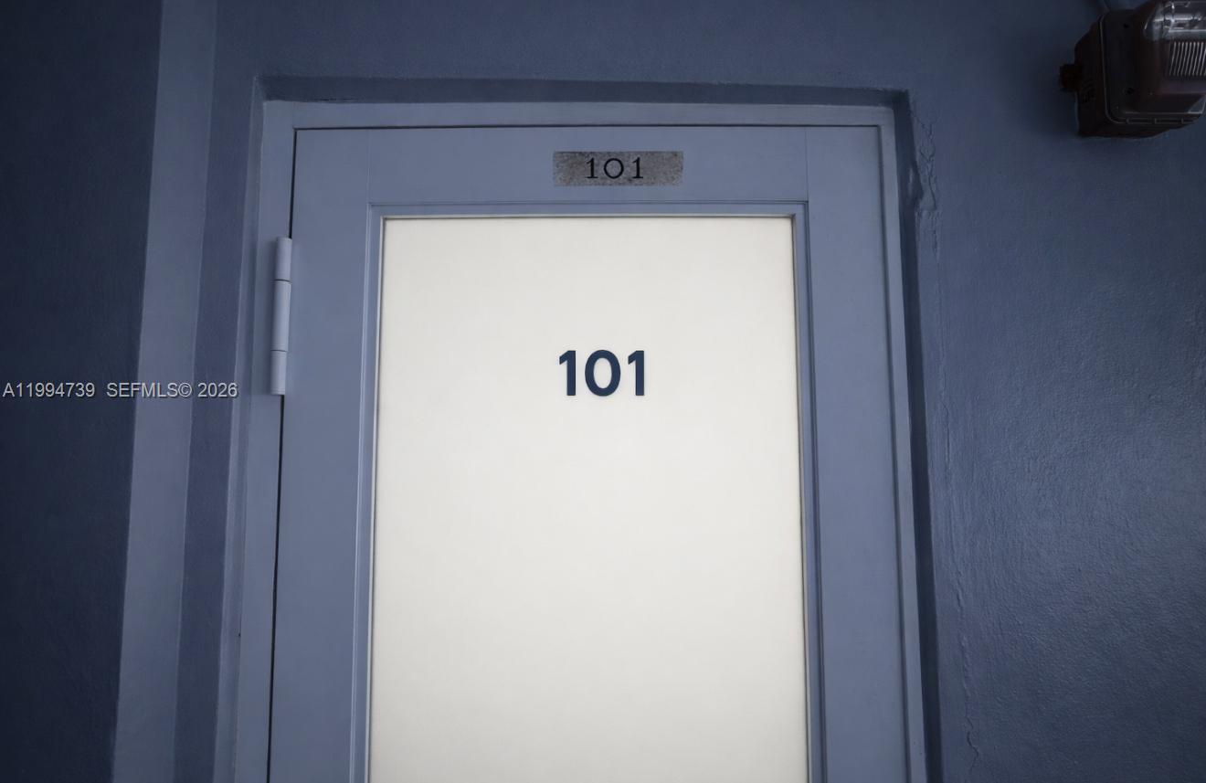 BAYSHORE PLAZA UNIT NO 2 - Residential Lease