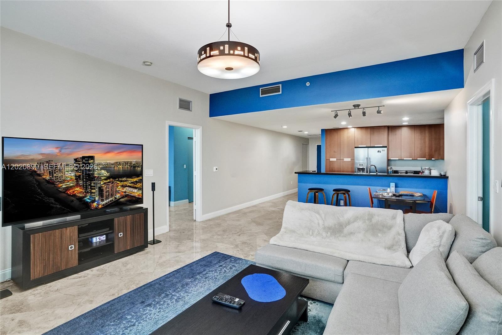THE LEXI CONDO - Residential