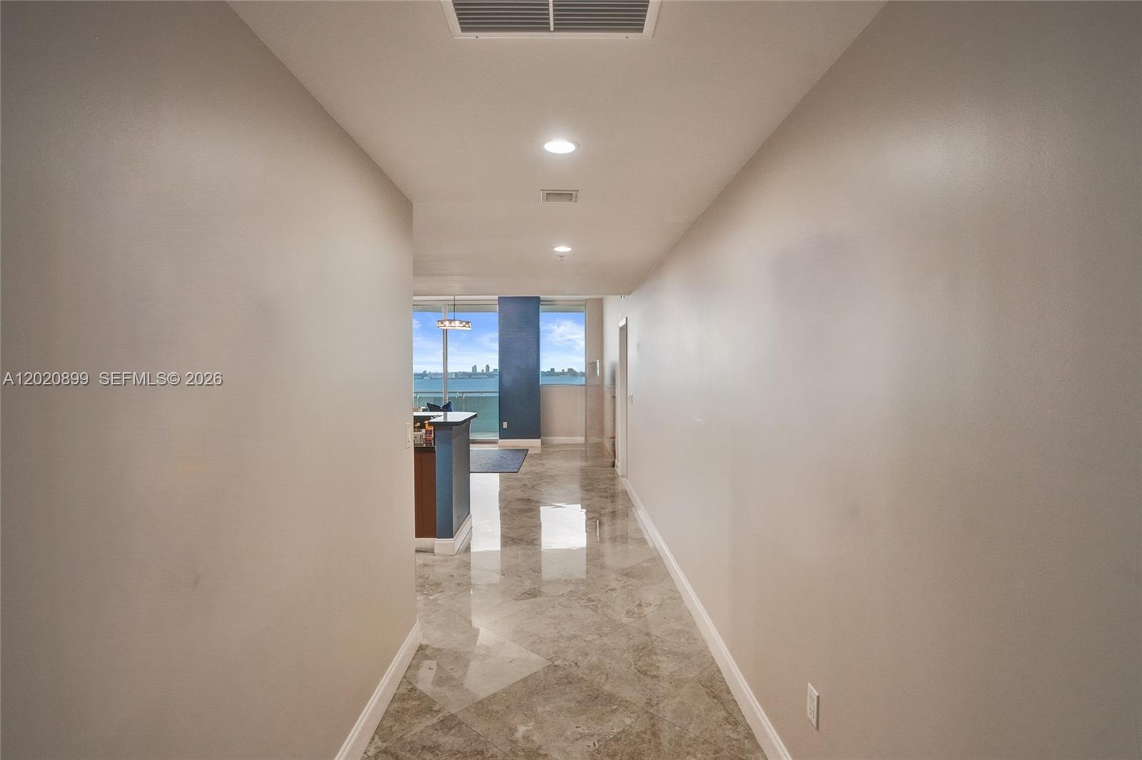 THE LEXI CONDO - Residential