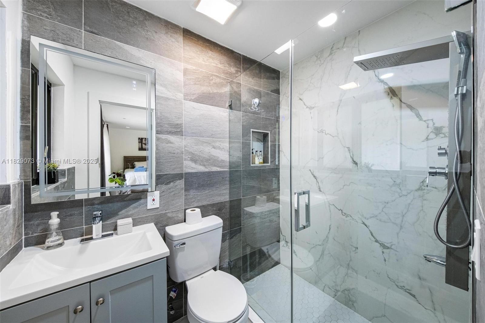 HILL-MONT HEIGHTS - Residential