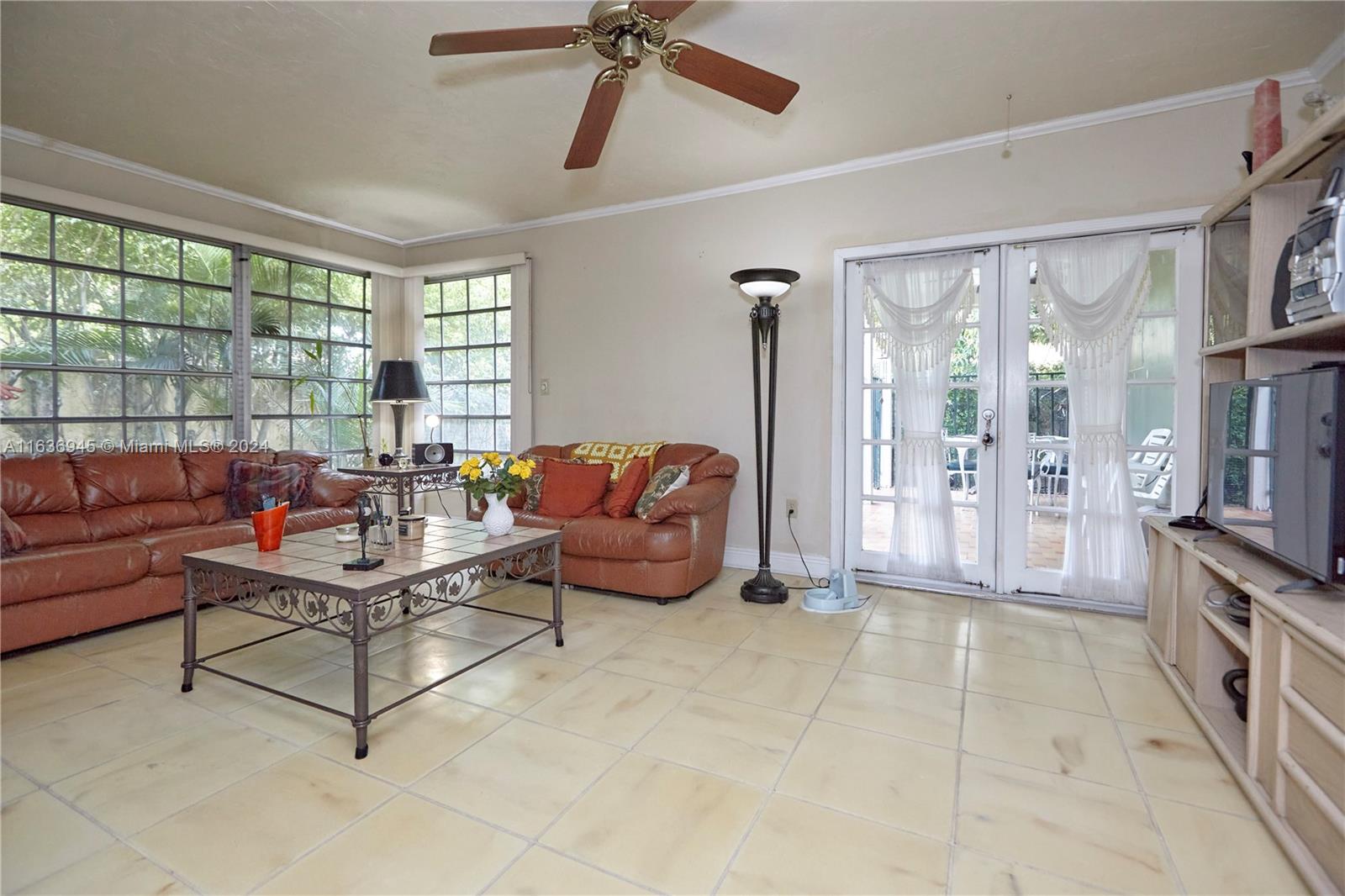 C GAB DOUGLAS SEC - Residential