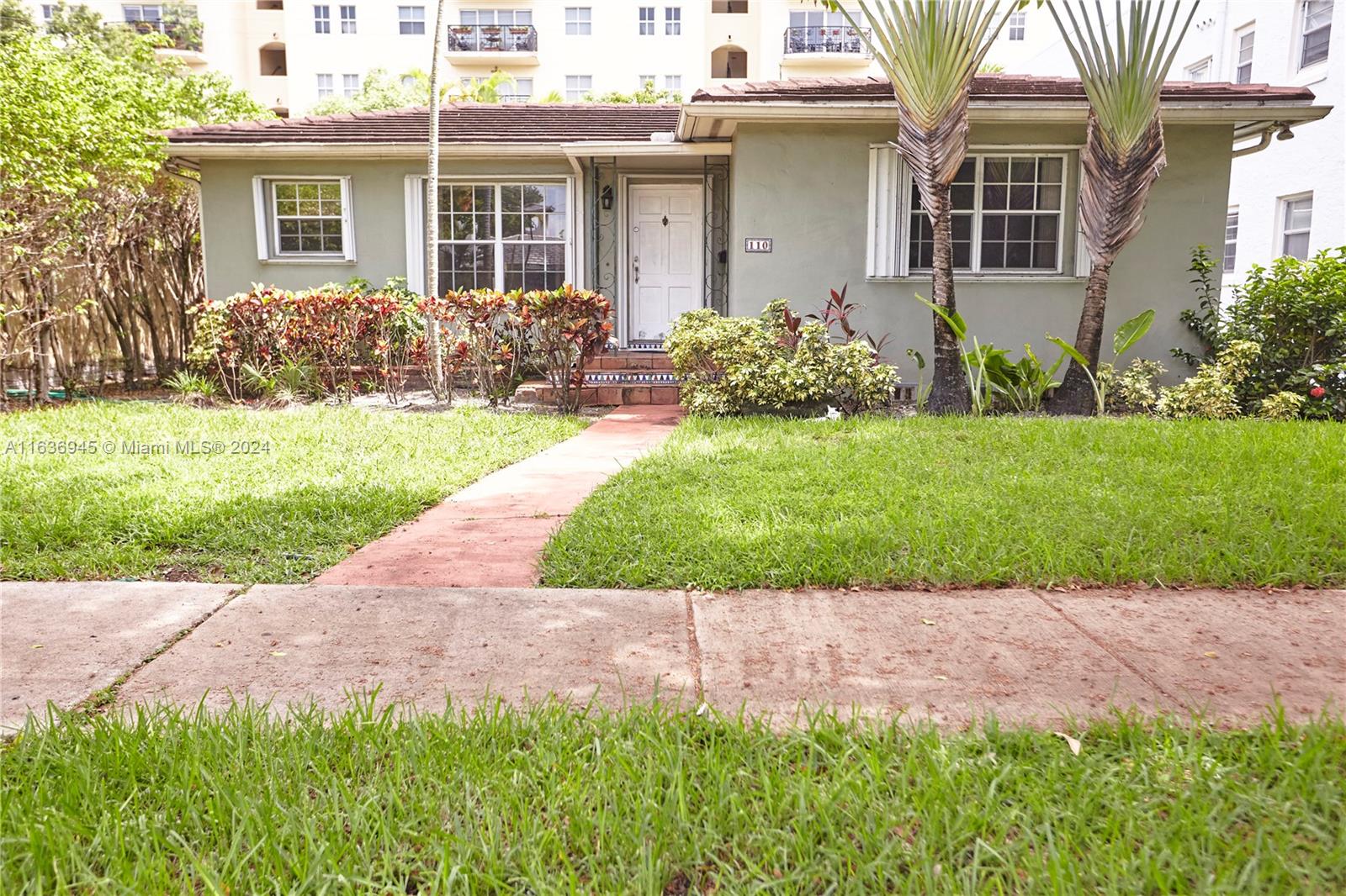 C GAB DOUGLAS SEC - Residential