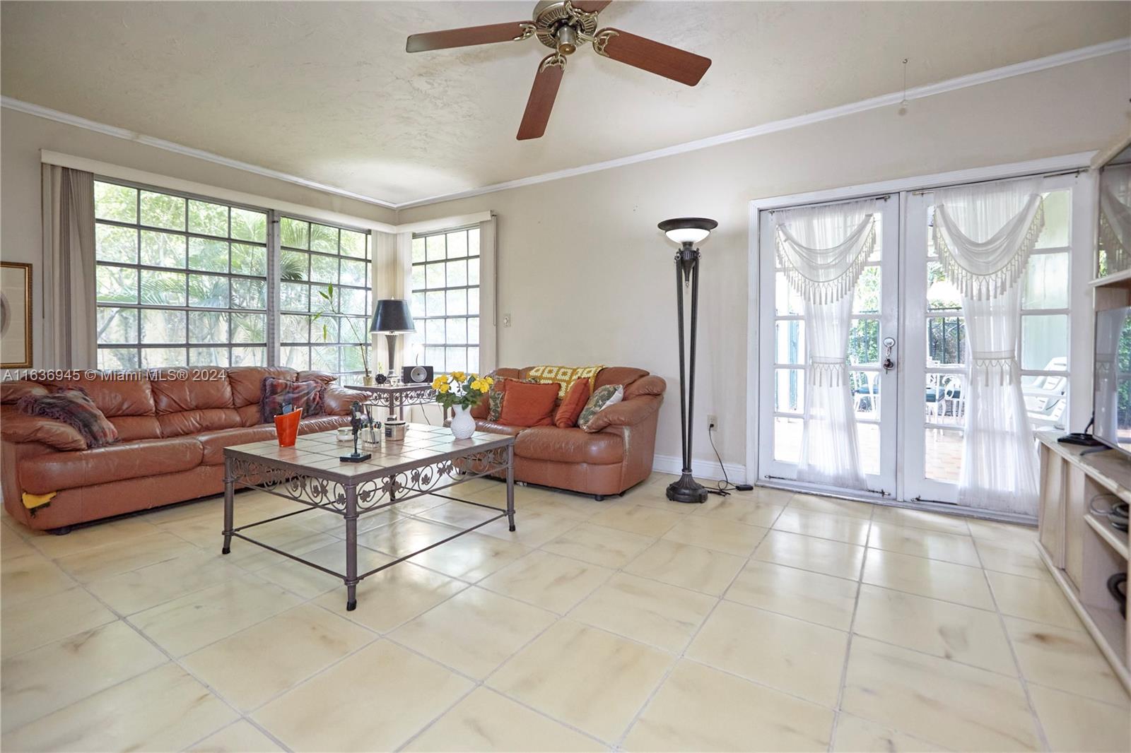 C GAB DOUGLAS SEC - Residential
