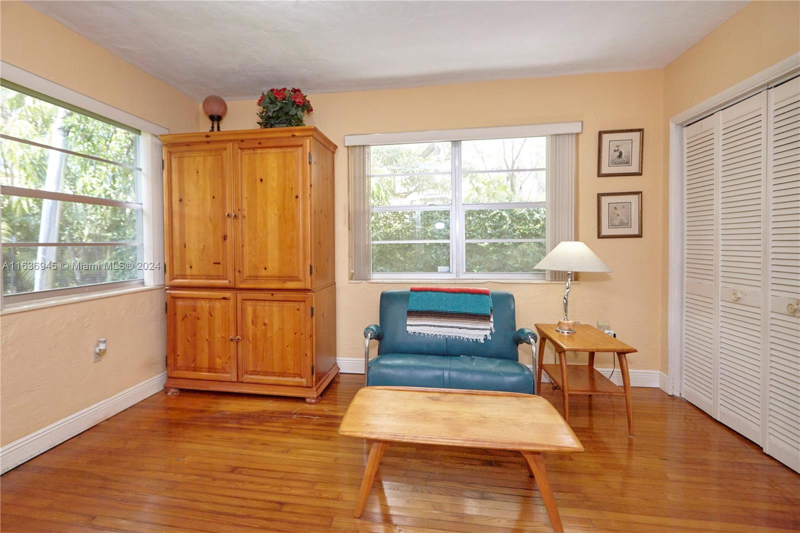 C GAB DOUGLAS SEC - Residential