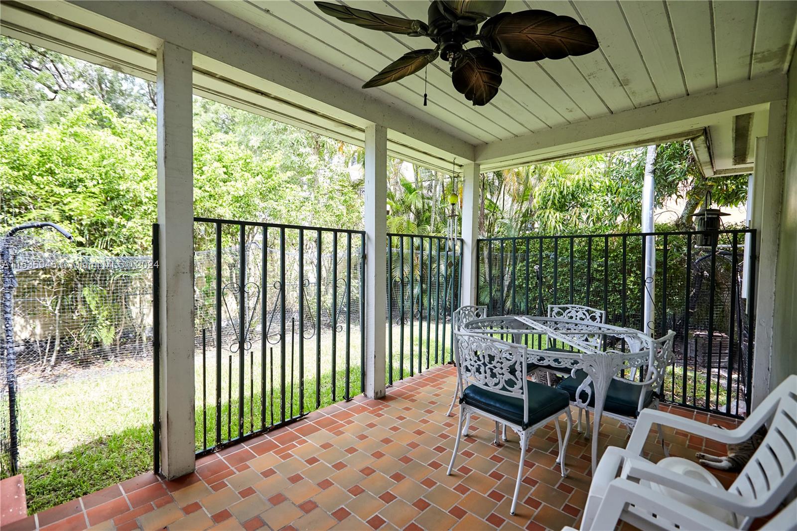 C GAB DOUGLAS SEC - Residential