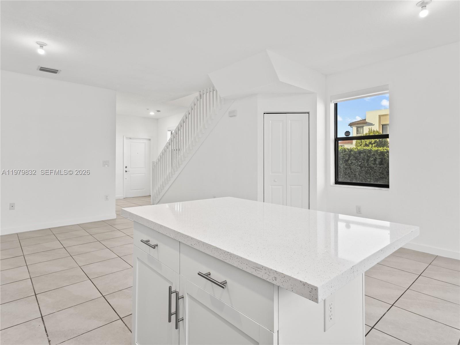 VIA VENTURA NEIGHBORHOOD - Residential