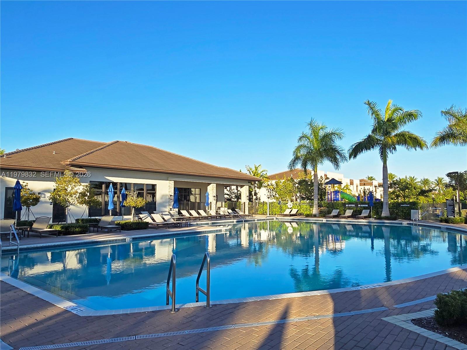 VIA VENTURA NEIGHBORHOOD - Residential