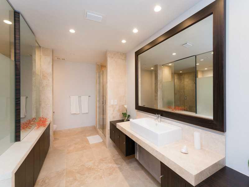 SUNSET ISLANDS ISLAND 3 - Residential