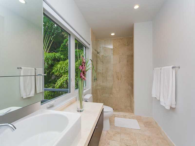 SUNSET ISLANDS ISLAND 3 - Residential