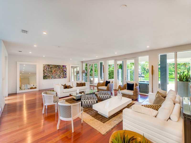 SUNSET ISLANDS ISLAND 3 - Residential