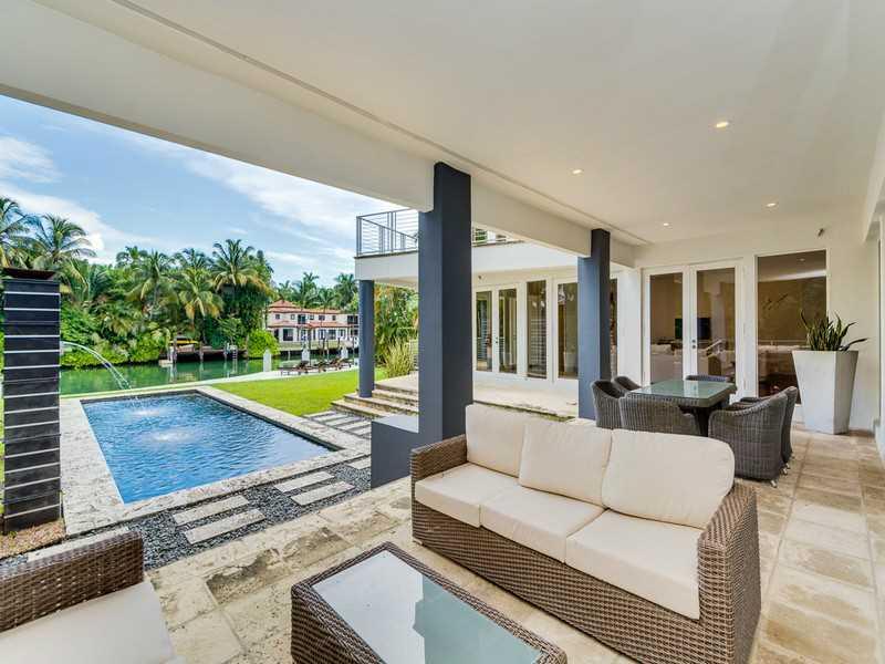 SUNSET ISLANDS ISLAND 3 - Residential