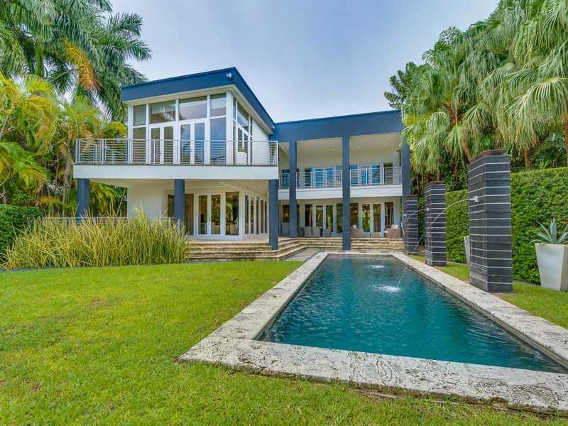 SUNSET ISLANDS ISLAND 3 - Residential