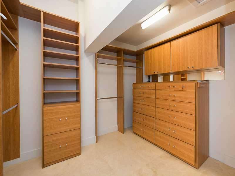 SUNSET ISLANDS ISLAND 3 - Residential