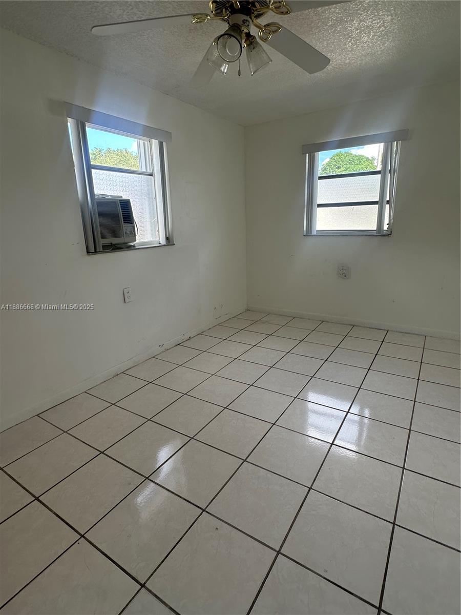 DOUGLAS PARK - Residential