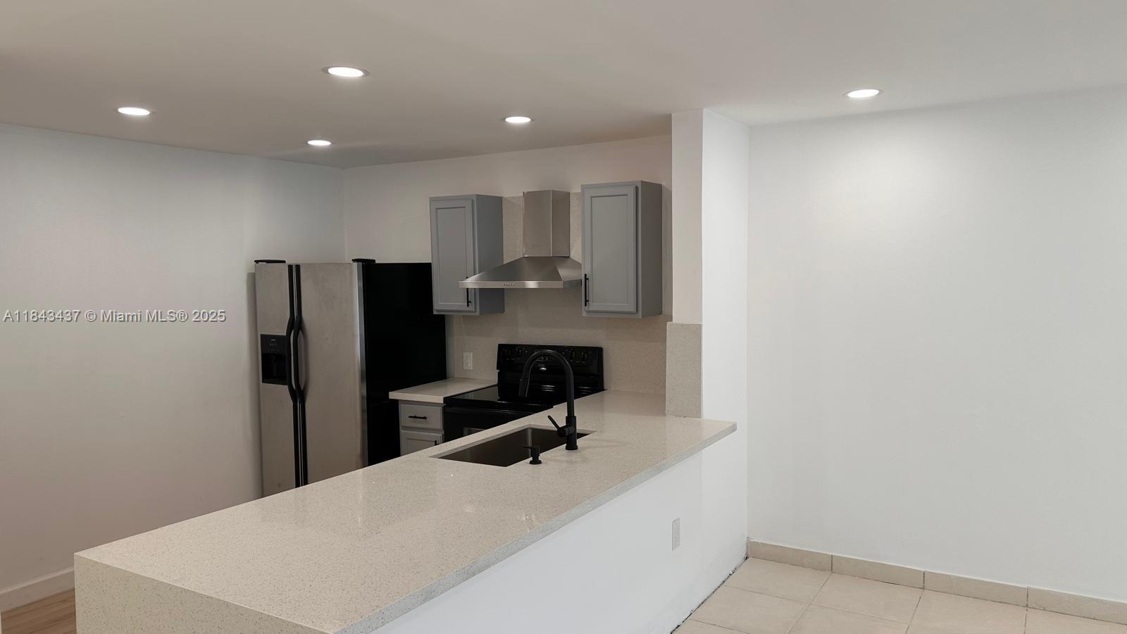 CAPRI GARDENS CONDO - Residential