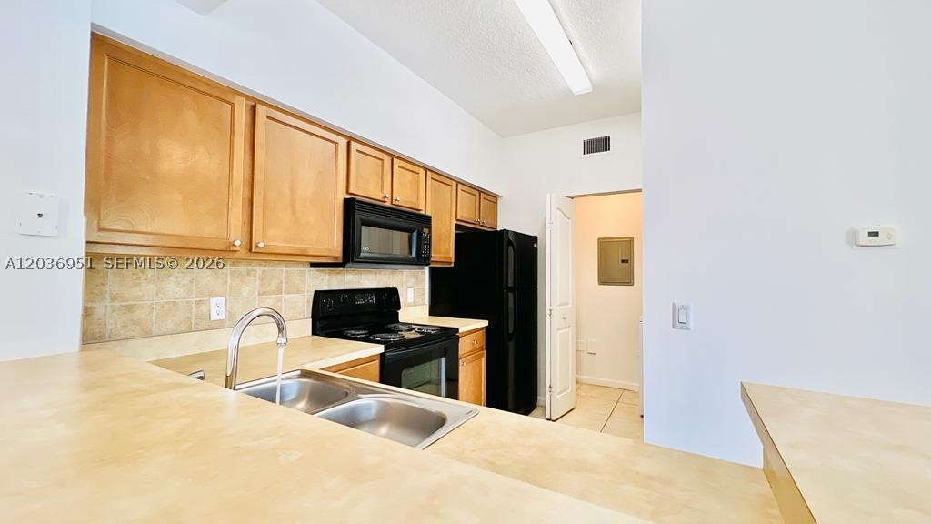 2304 E Myrtlewood Cir E 304