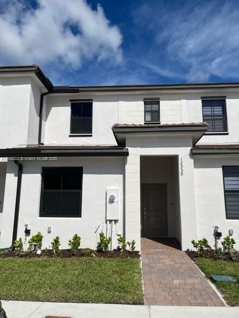 Rental Property at 12959 Sw 233rd Ter 12959, Homestead, Miami-Dade County, Florida - Bedrooms: 3 
Bathrooms: 3  - $2,600 MO.