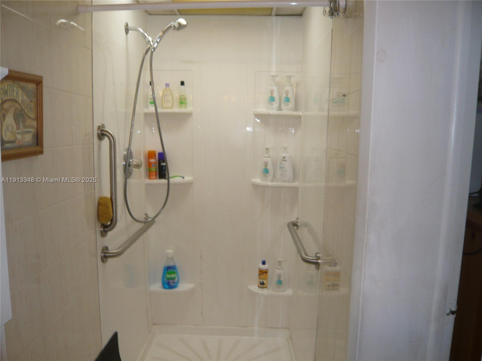 FAIRLAWN - Residential