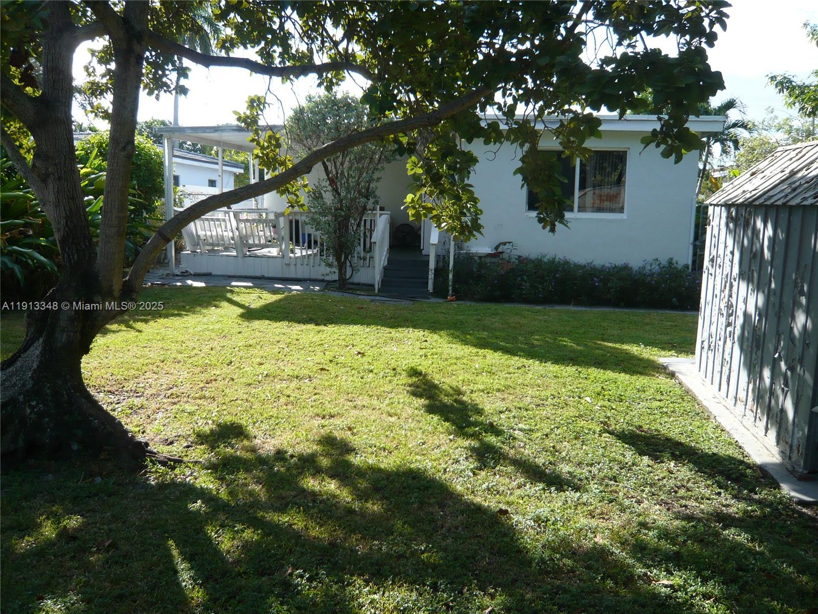 FAIRLAWN - Residential