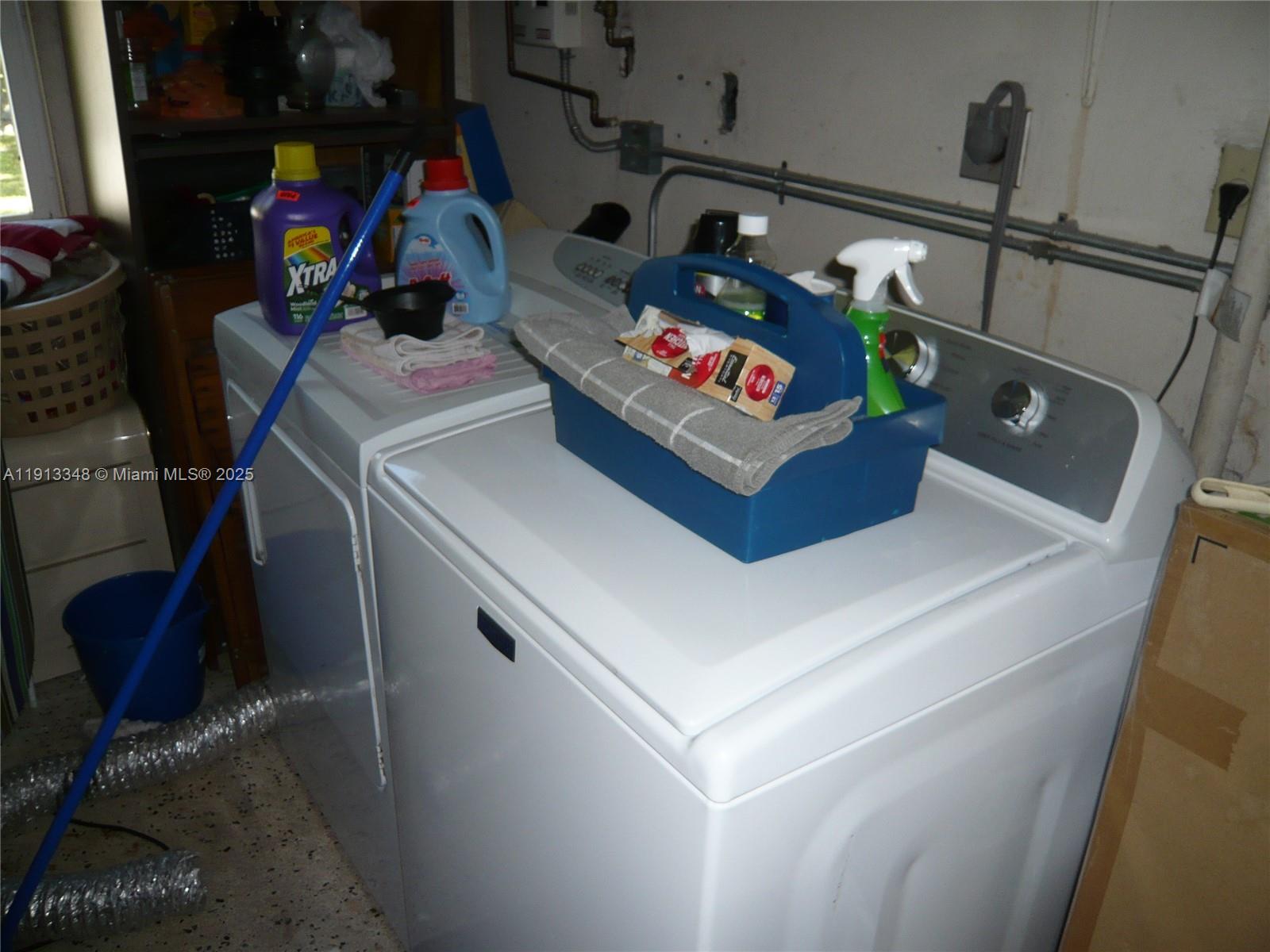 FAIRLAWN - Residential