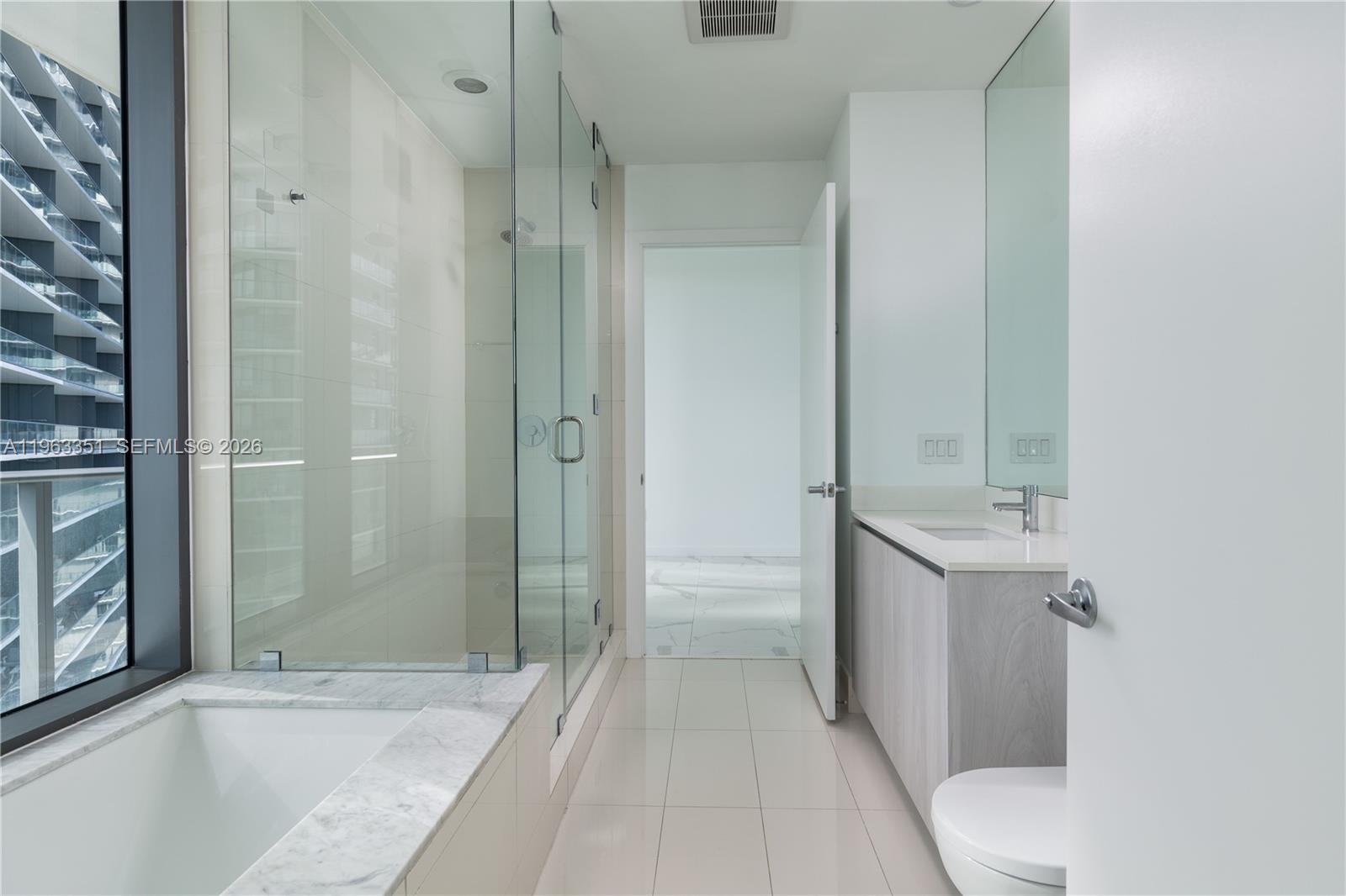 GRAN PARAISO CONDO - Residential Lease