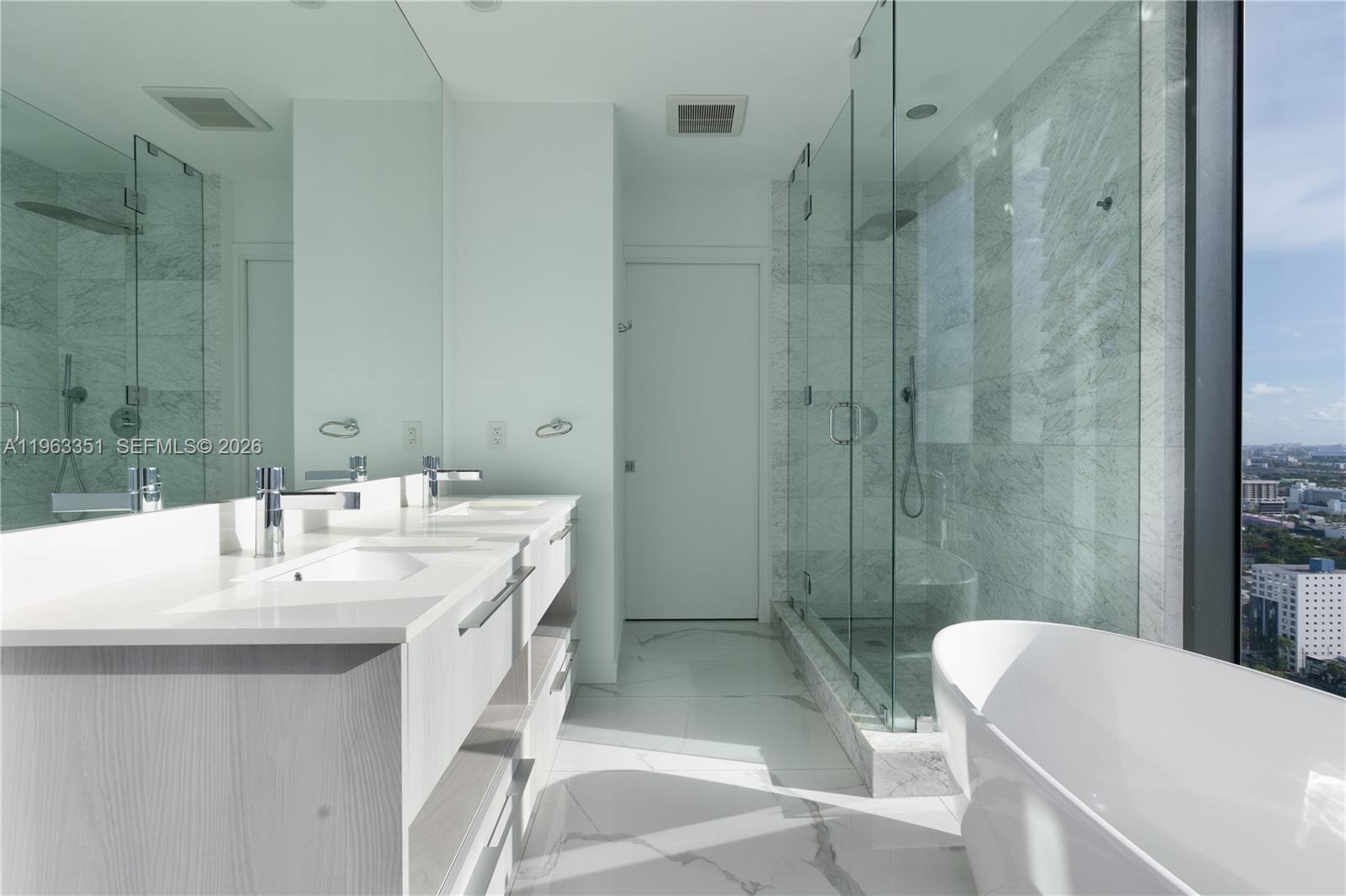 GRAN PARAISO CONDO - Residential Lease