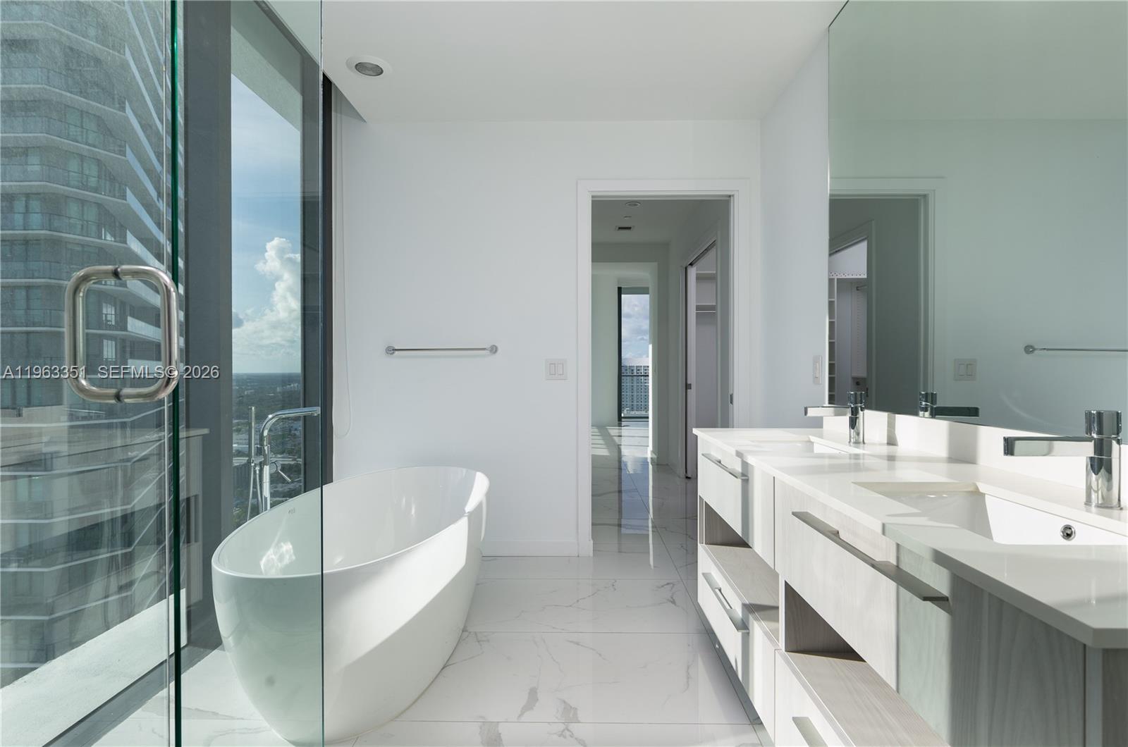 GRAN PARAISO CONDO - Residential Lease