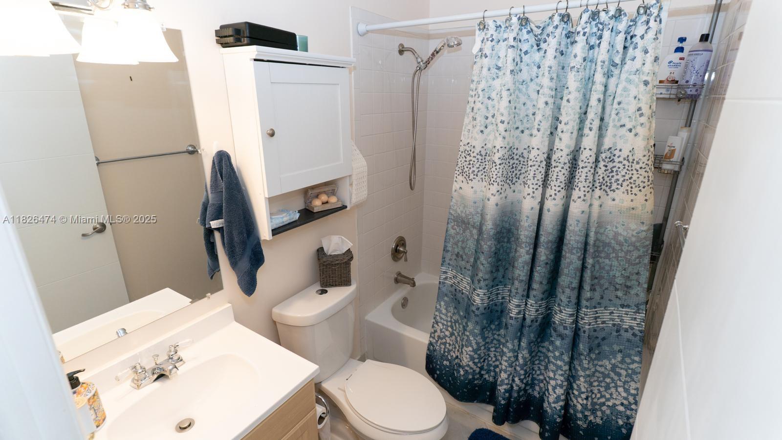 COUNTRY PARK AT BOCA RATO - Residential