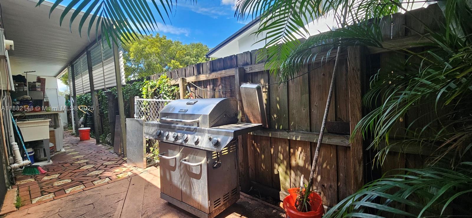 WINONA PARK - Residential