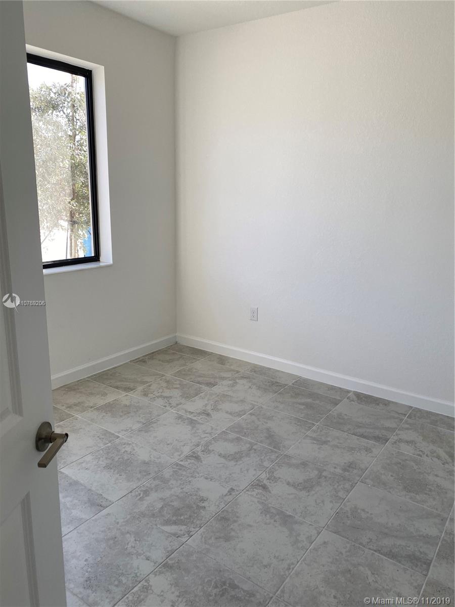 Via Ventura - Residential Lease