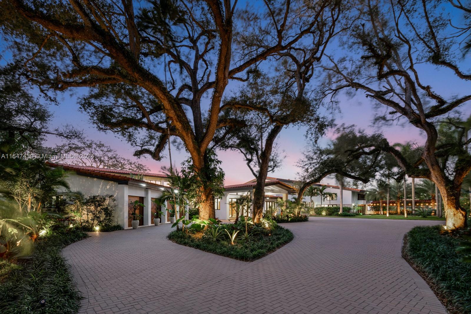 CORAL GABLES WATERWAY - Residential