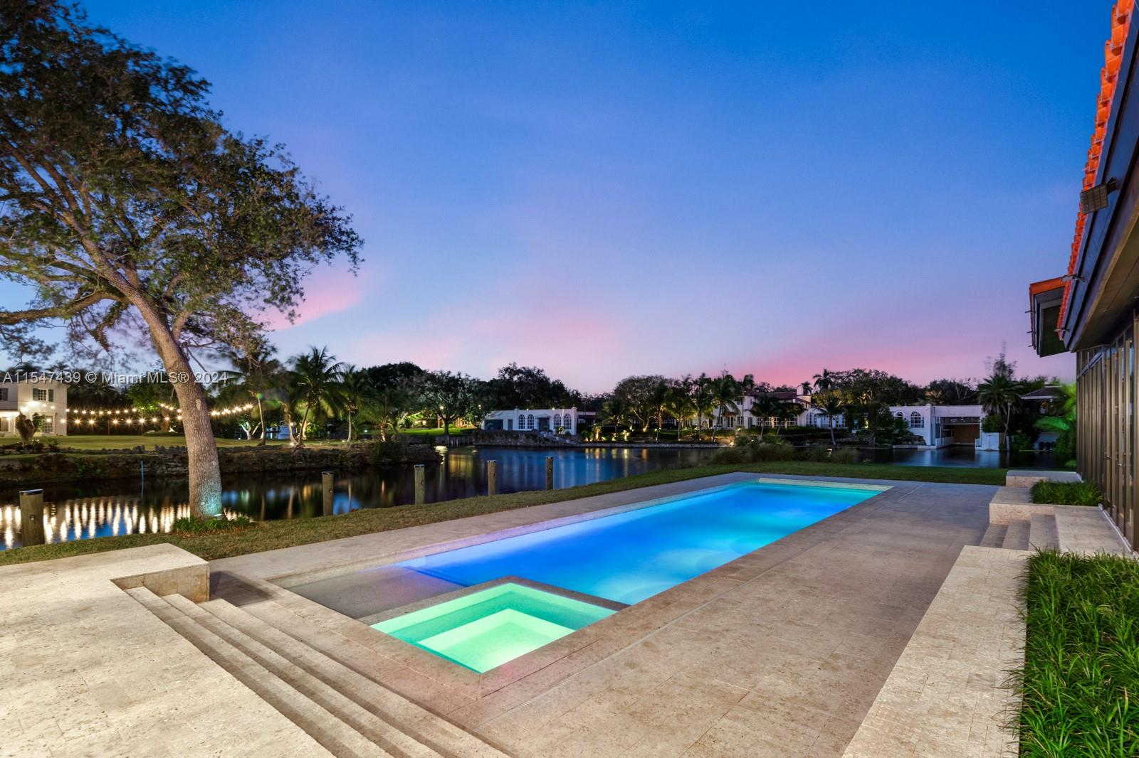 CORAL GABLES WATERWAY - Residential