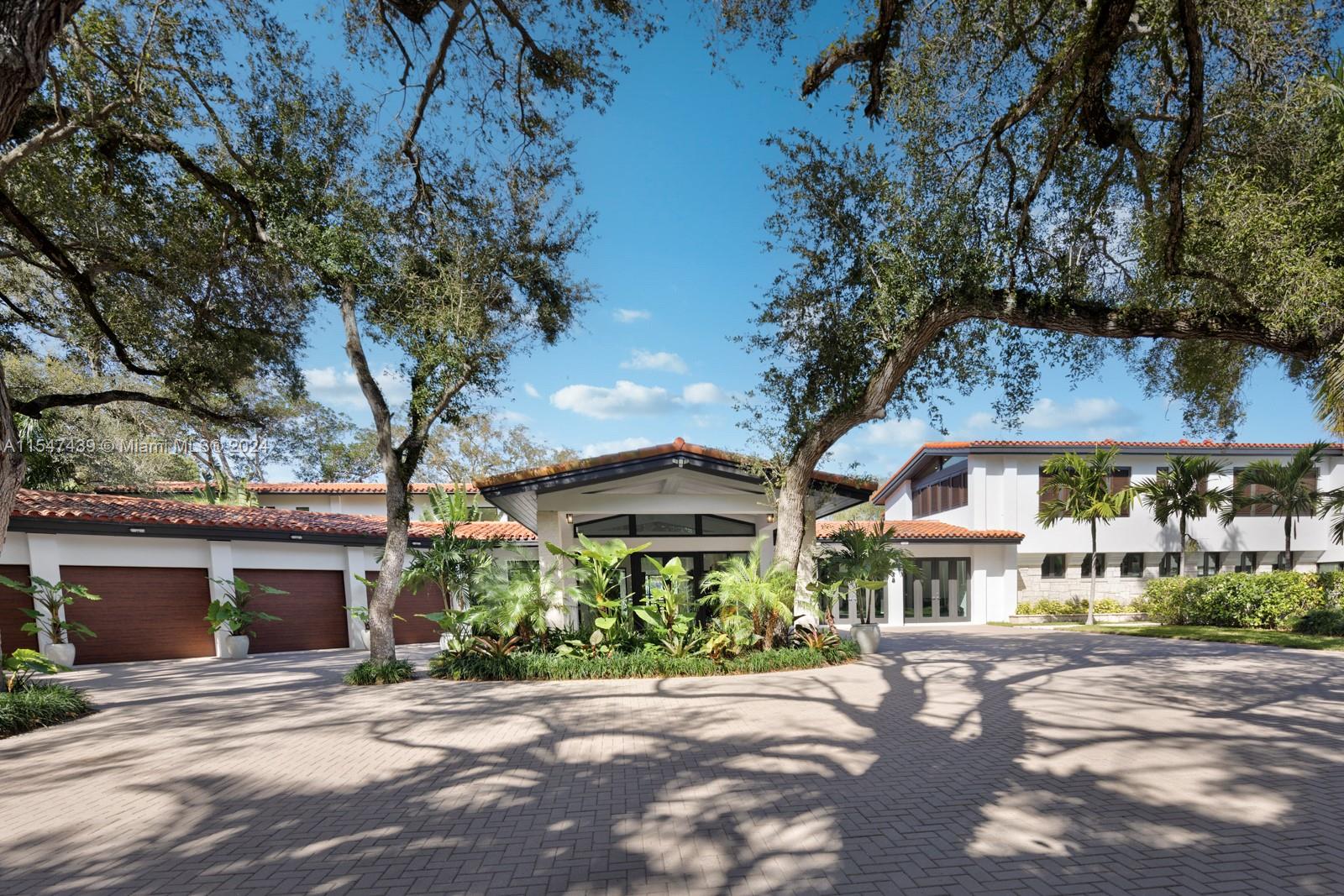 CORAL GABLES WATERWAY - Residential