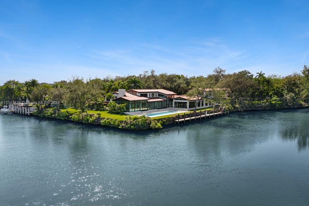 CORAL GABLES WATERWAY - Residential