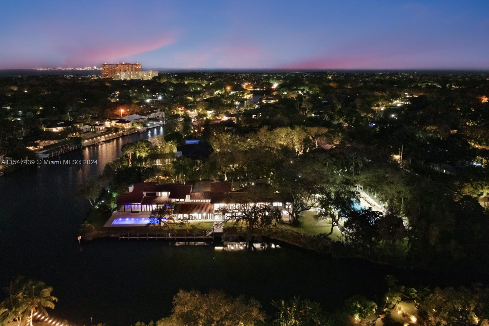 CORAL GABLES WATERWAY - Residential