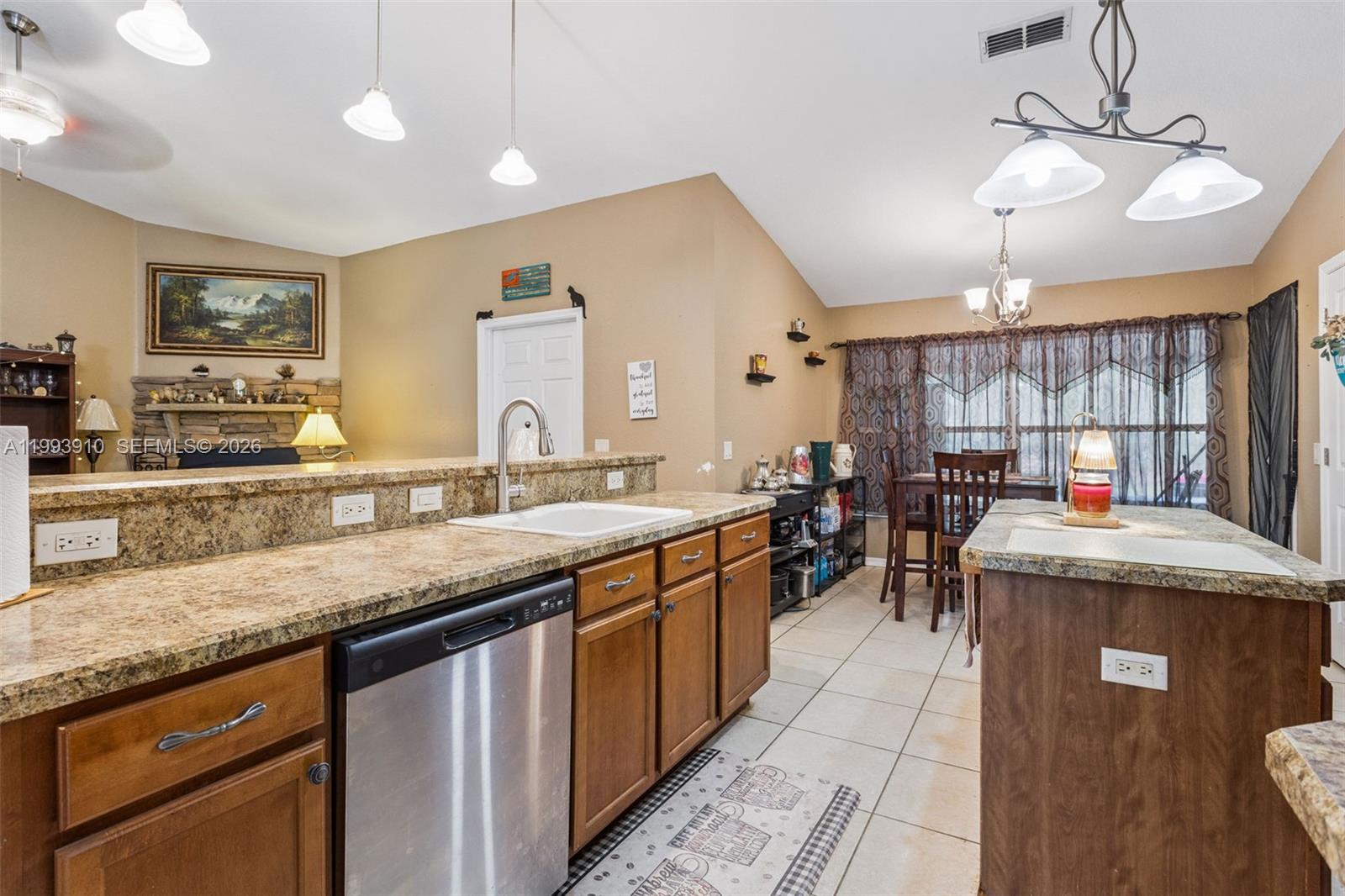 WILLISTON HIGHLANDS UNIT 7 - Residential